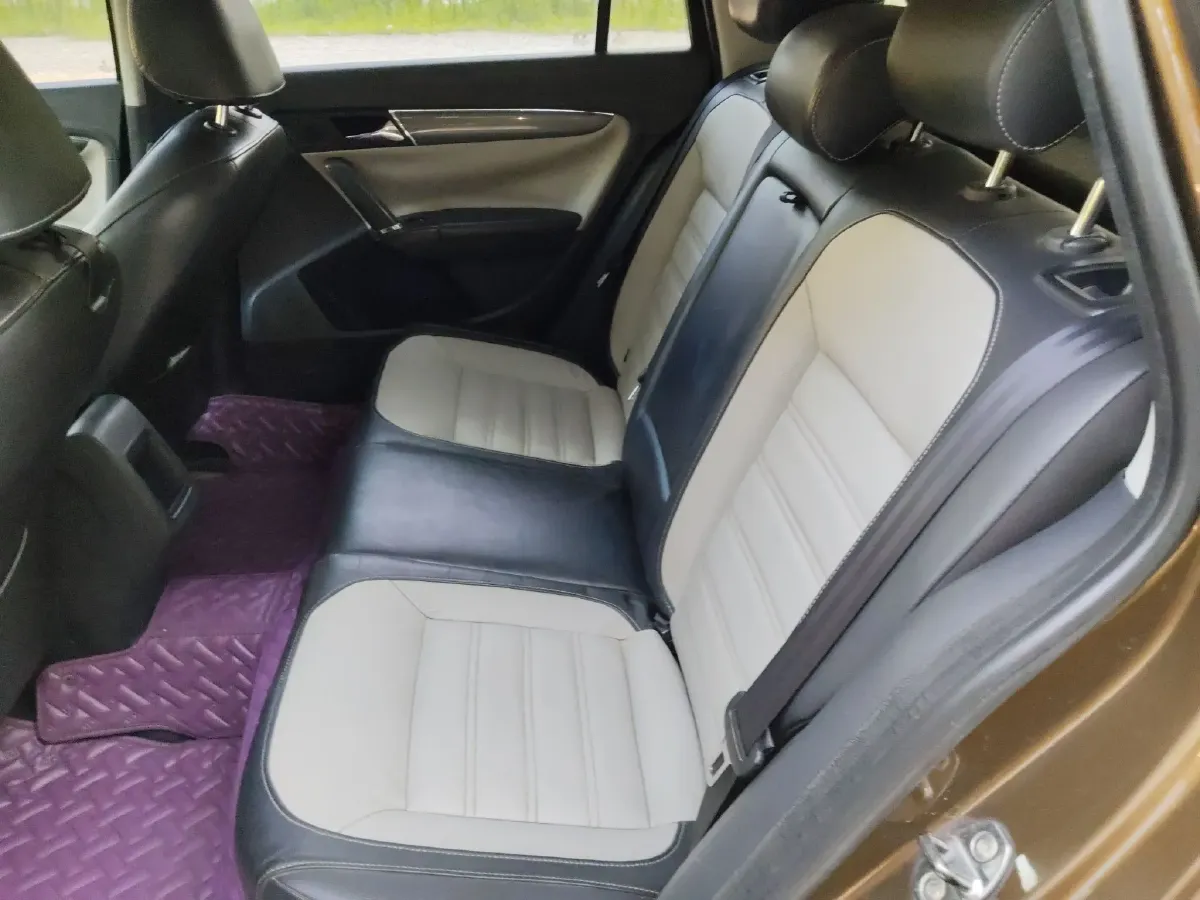 2014 Volkswagen Cross Lavida 1.4T 131HP L4 7DCT,autocango,china used car exporter,china ev exporter,chinese used car exporter,chinese used ev exporter