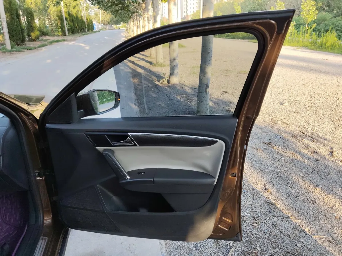 2014 Volkswagen Cross Lavida 1.4T 131HP L4 7DCT,autocango,china used car exporter,china ev exporter,chinese used car exporter,chinese used ev exporter