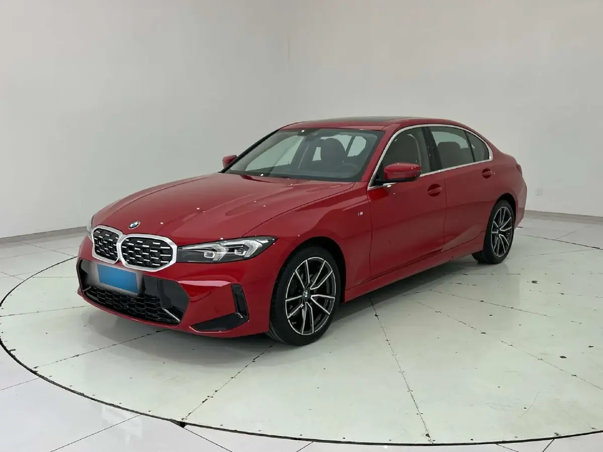 2024 BMW 3 Series 2.0T 184HP L4 8AT