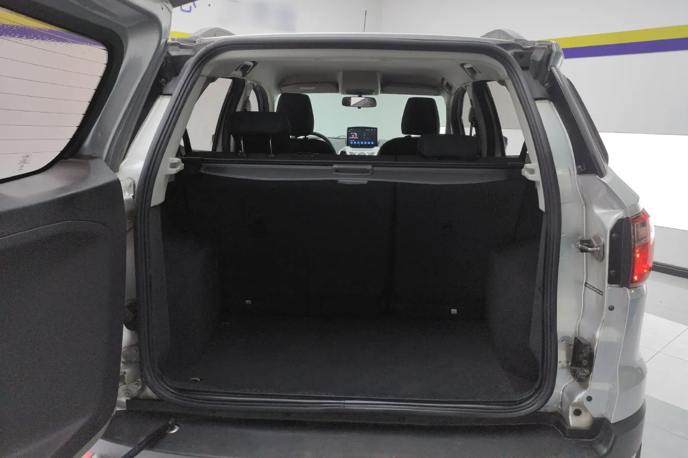 2013 Ford EcoSport 1.5L 110HP L4 6DCT,autocango,china used car exporter,china ev exporter,chinese used car exporter,chinese used ev exporter