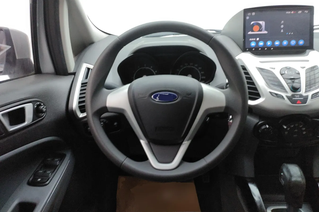2013 Ford EcoSport 1.5L 110HP L4 6DCT,autocango,china used car exporter,china ev exporter,chinese used car exporter,chinese used ev exporter