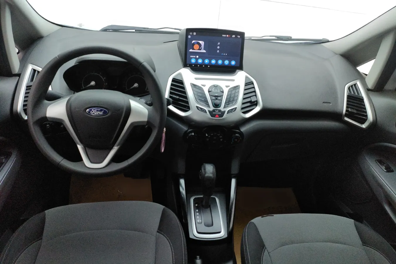 2013 Ford EcoSport 1.5L 110HP L4 6DCT,autocango,china used car exporter,china ev exporter,chinese used car exporter,chinese used ev exporter