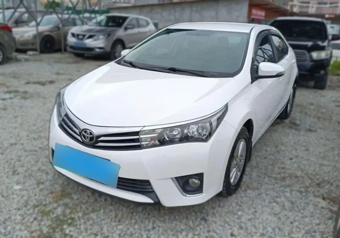 2014 Toyota Corolla 1.6L 122HP L4 CVT