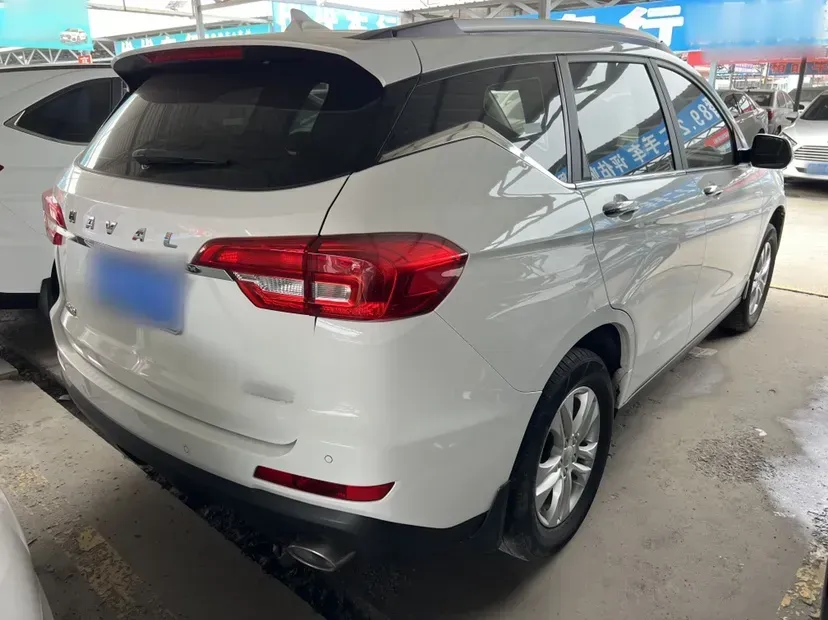 2019 Haval M6 1.5T 150HP L4 6MT,autocango,china used car exporter,china ev exporter,chinese used car exporter,chinese used ev exporter