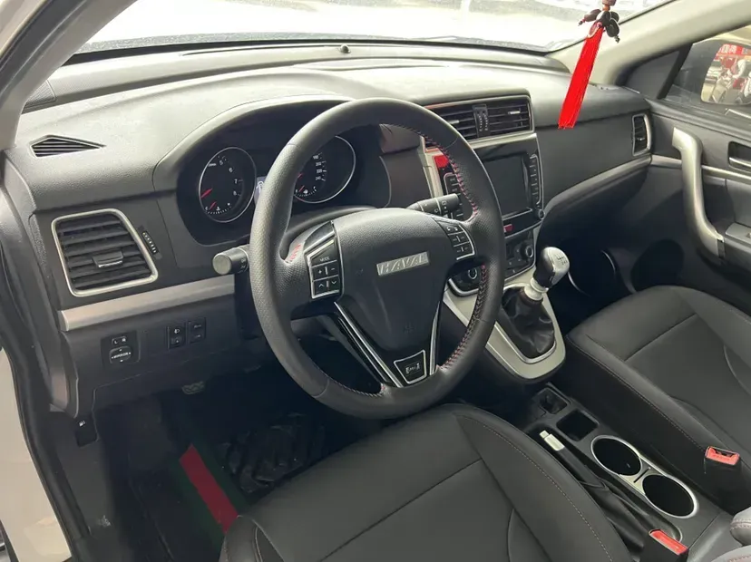 2019 Haval M6 1.5T 150HP L4 6MT,autocango,china used car exporter,china ev exporter,chinese used car exporter,chinese used ev exporter
