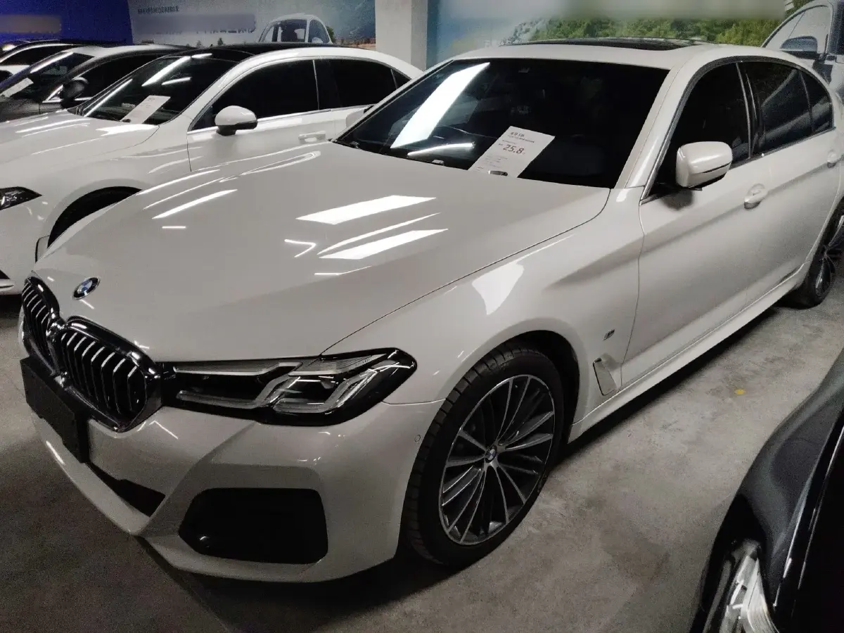 2021 BMW 5 Series 2.0T 252HP L4 8AT