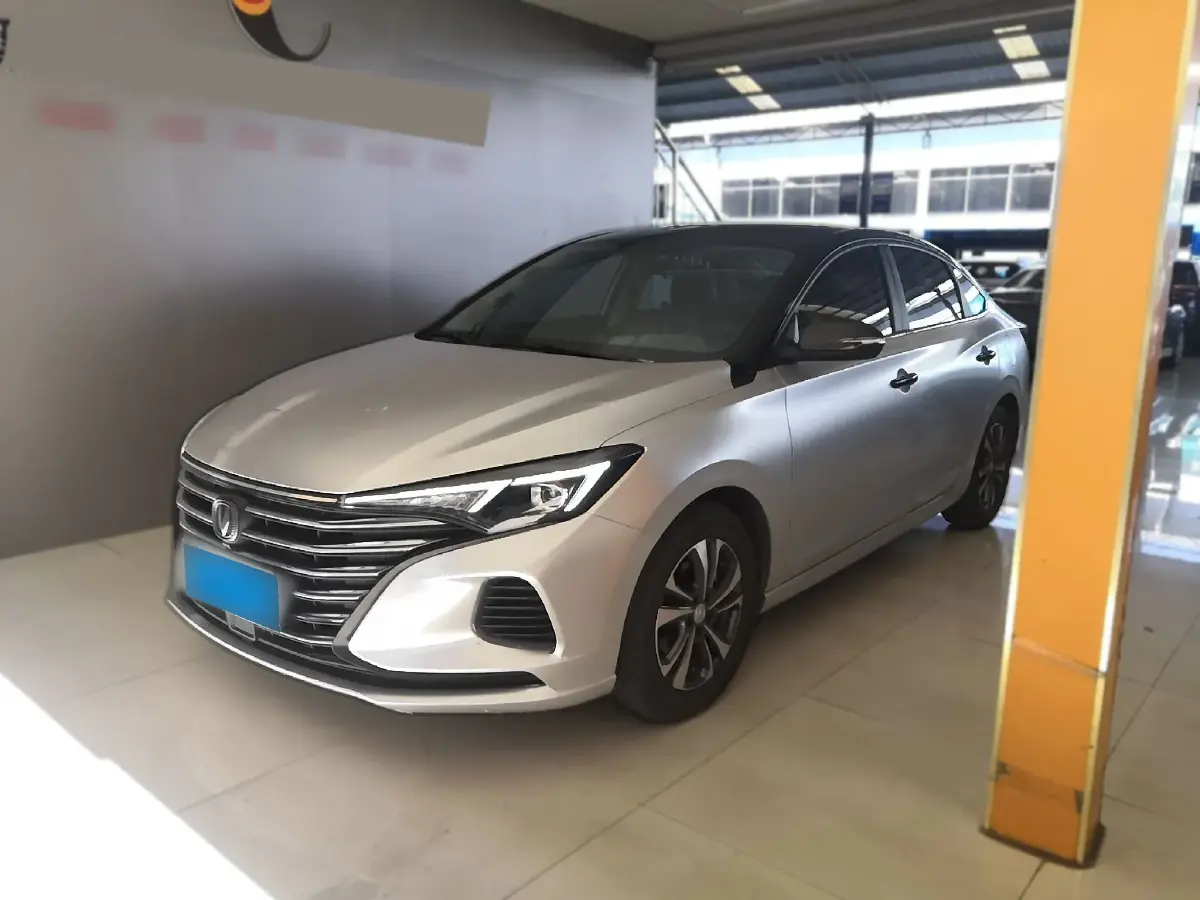 2022 ChangAn Eado 1.6L 128HP L4 5MT