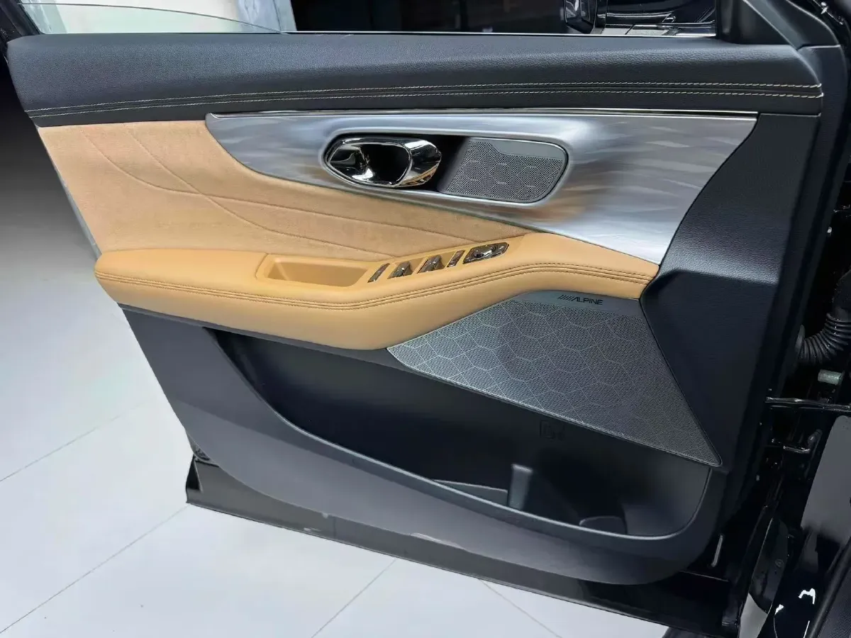 2024 GAC Trumpchi ES9 2.0T 190HP L4 2DHT PHEV 25.57KWH,autocango,china used car exporter,china ev exporter,chinese used car exporter,chinese used ev exporter