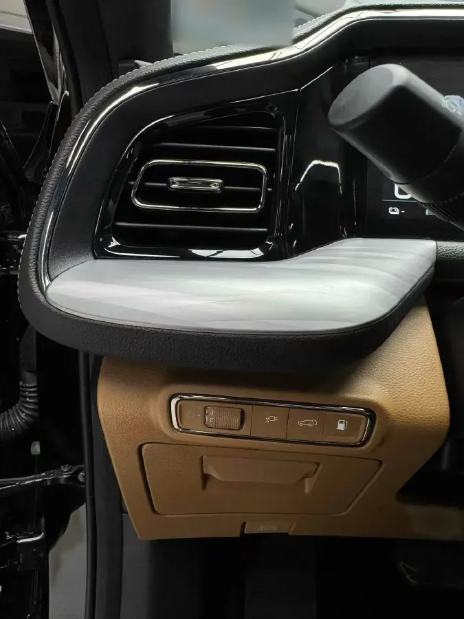 2024 GAC Trumpchi ES9 2.0T 190HP L4 2DHT PHEV 25.57KWH,autocango,china used car exporter,china ev exporter,chinese used car exporter,chinese used ev exporter