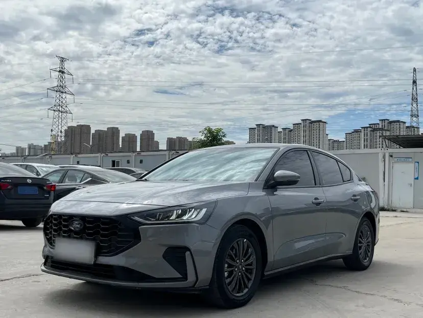 2022 Ford Focus 1.5T 177HP L4 6AT