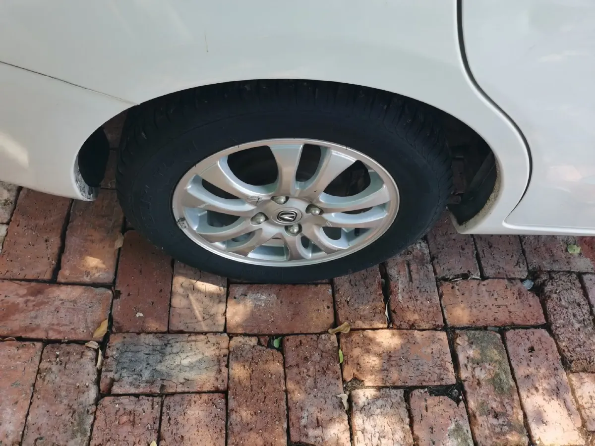 2015 ChangAn Alsvin V3 1.4L 101HP L4 5MT,autocango,china used car exporter,china ev exporter,chinese used car exporter,chinese used ev exporter