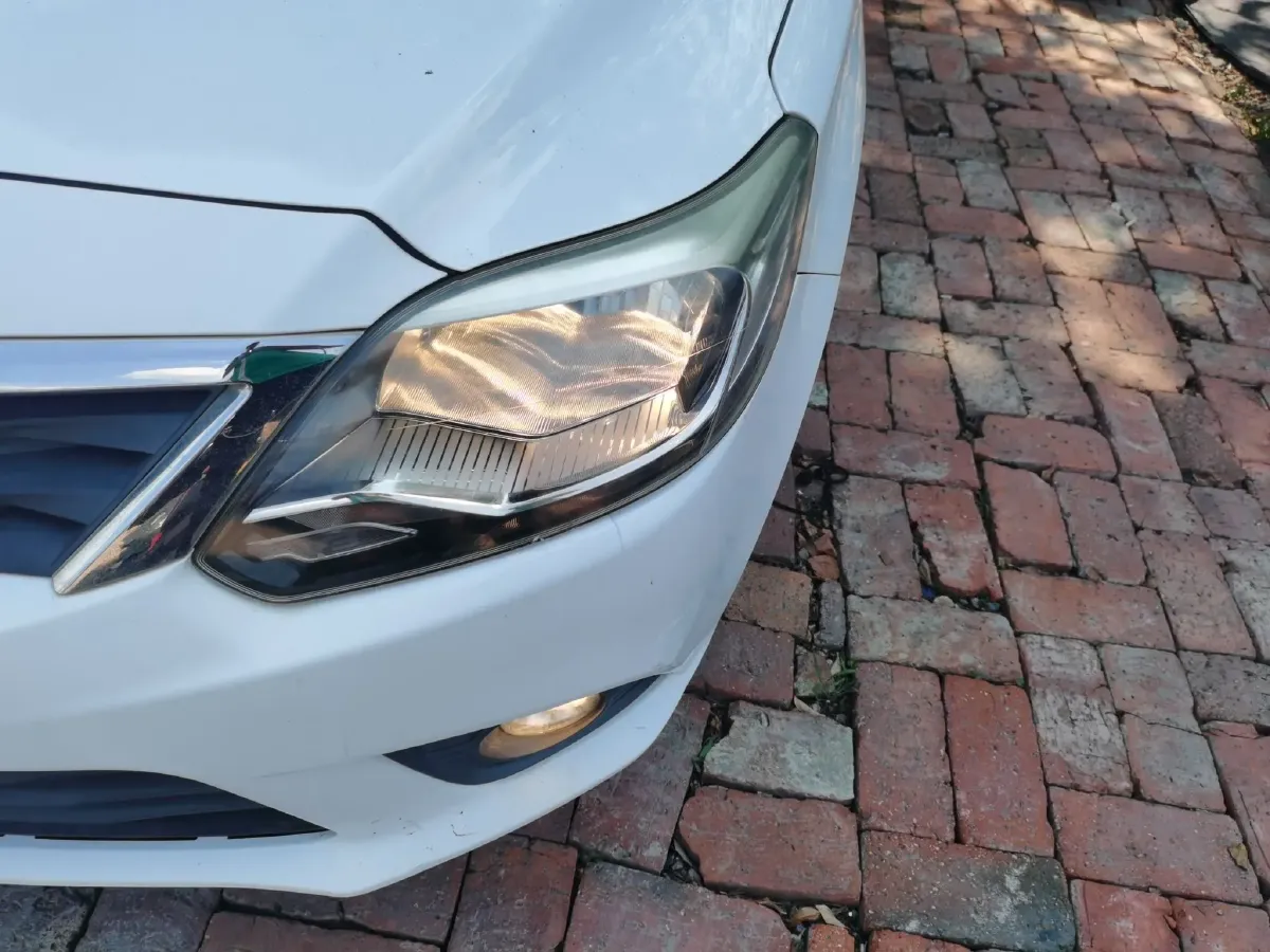 2015 ChangAn Alsvin V3 1.4L 101HP L4 5MT,autocango,china used car exporter,china ev exporter,chinese used car exporter,chinese used ev exporter