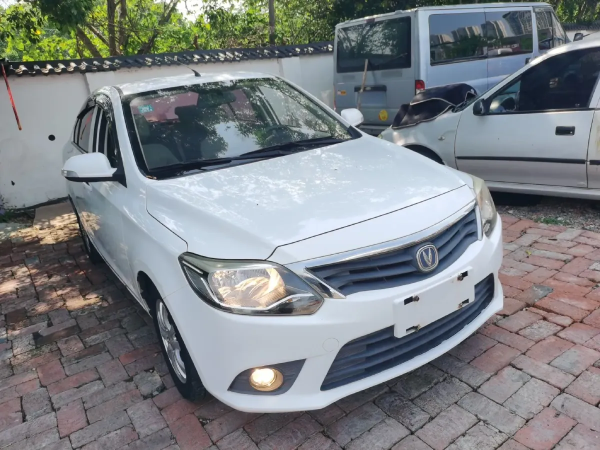 2015 ChangAn Alsvin V3 1.4L 101HP L4 5MT,autocango,china used car exporter,china ev exporter,chinese used car exporter,chinese used ev exporter