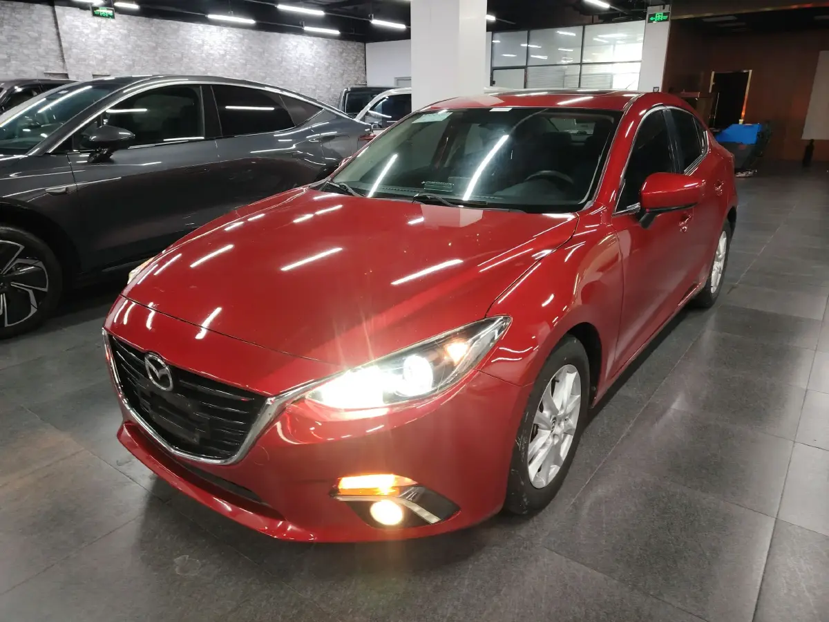 2016 Mazda 3 Axela 1.5L 117HP L4 6AT