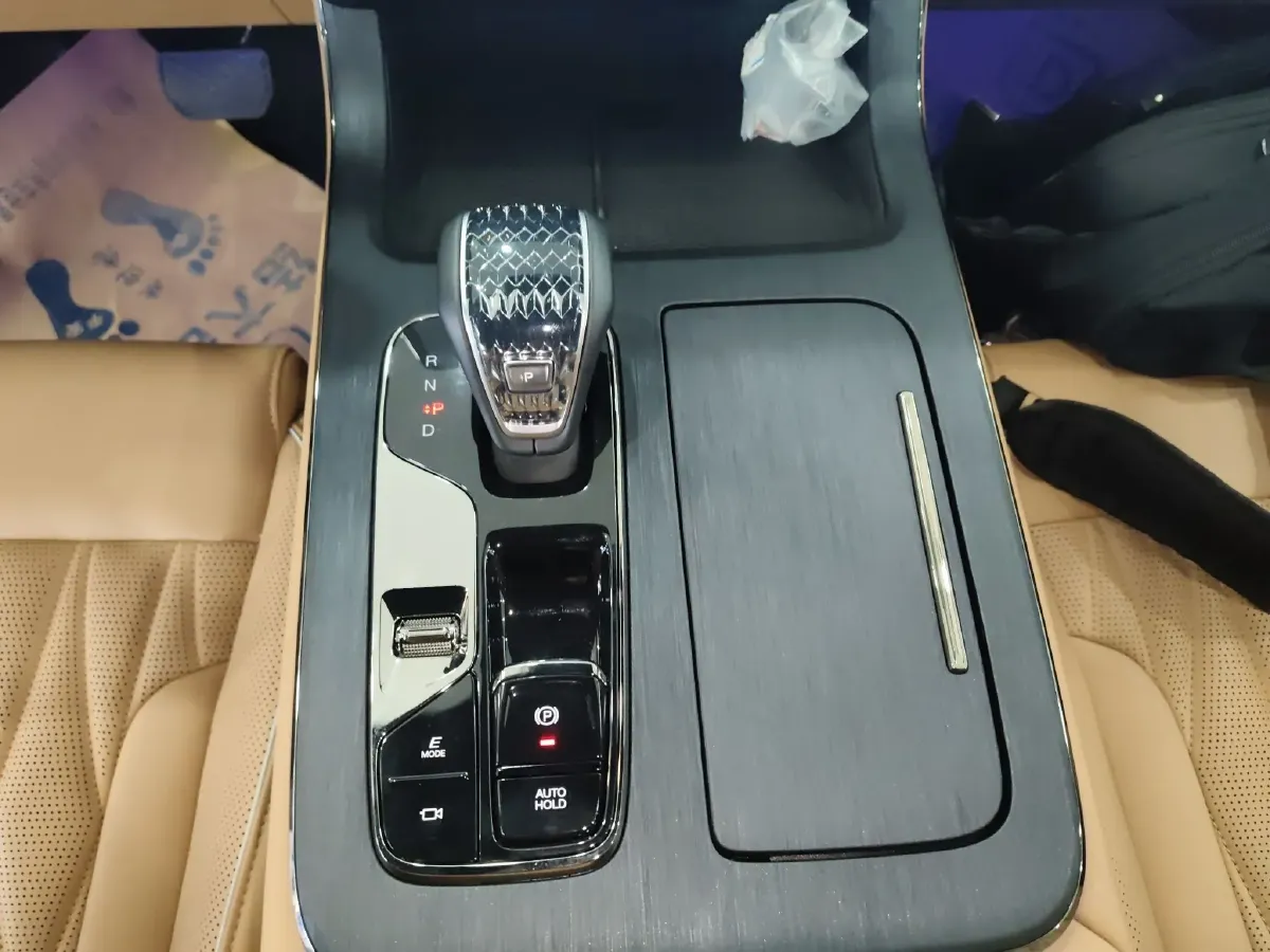 2024 GAC Trumpchi ES9 2.0T 190HP L4 2DHT PHEV 25.57KWH,autocango,china used car exporter,china ev exporter,chinese used car exporter,chinese used ev exporter