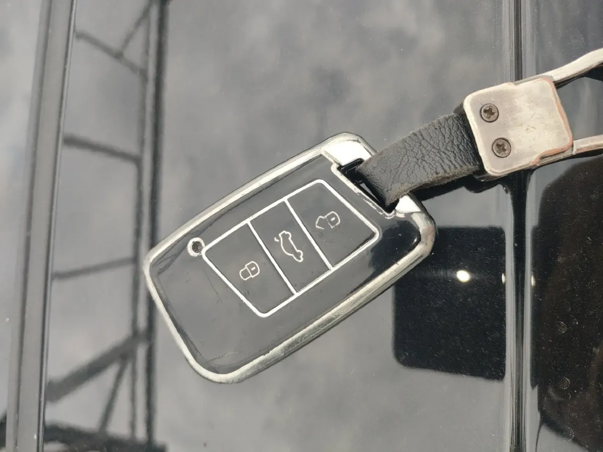 2022 Volkswagen Magotan GTE 1.4T 150HP L4 6DCT PHEV 13KWH,autocango,china used car exporter,china ev exporter,chinese used car exporter,chinese used ev exporter