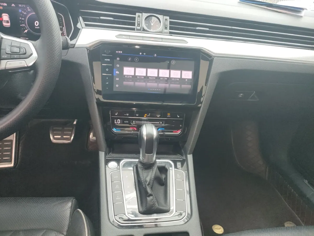 2022 Volkswagen Magotan GTE 1.4T 150HP L4 6DCT PHEV 13KWH,autocango,china used car exporter,china ev exporter,chinese used car exporter,chinese used ev exporter