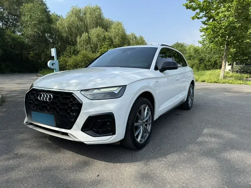2024 Audi Q5L 2.0T 190HP L4 7DCT