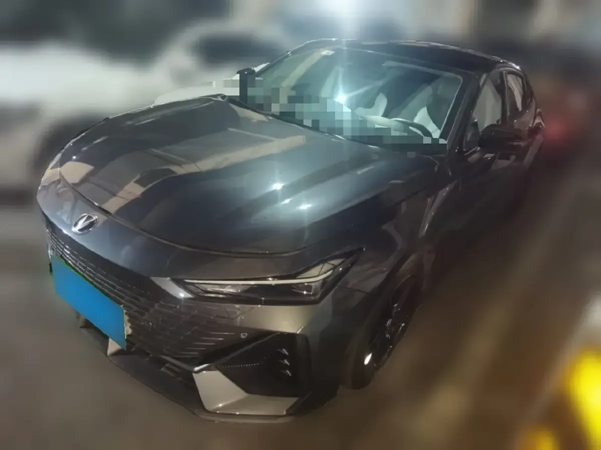 2023 ChangAn UNI-V iDD 1.5T 170HP L4 6TCT PHEV 18.4KWH