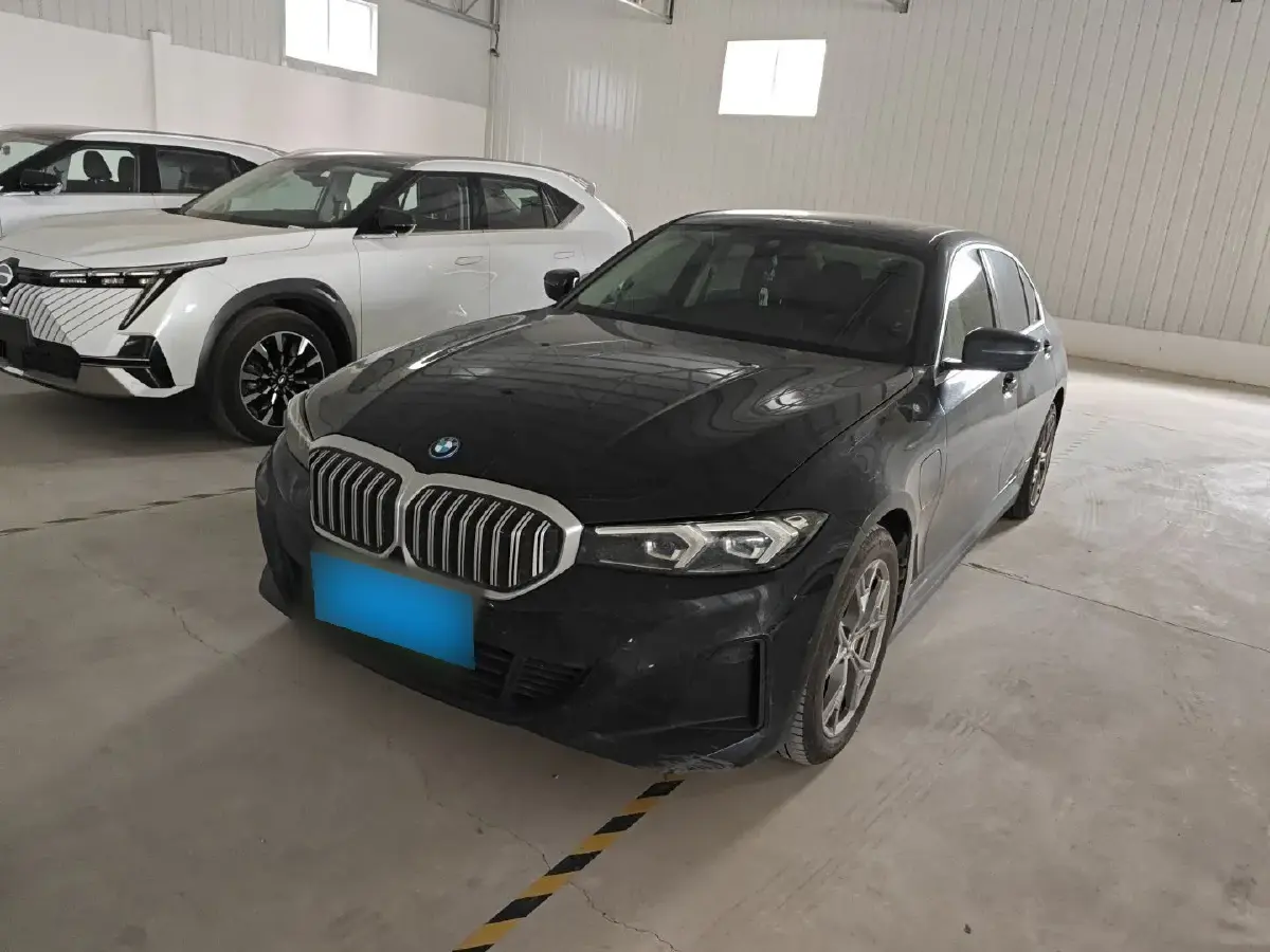 2024 BMW i3 BEV 70KWH