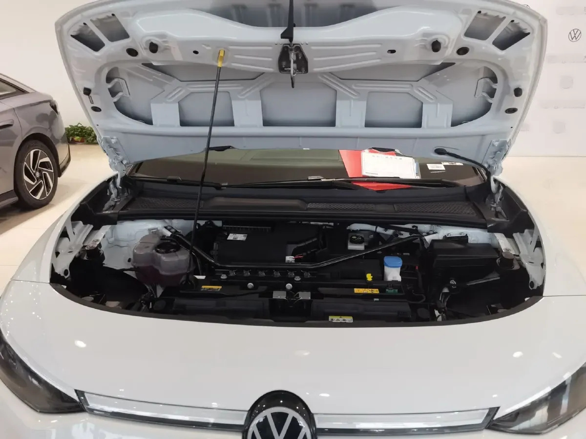 2024 Volkswagen ID.7 Vizzion BEV 84.8KWH,autocango,china used car exporter,china ev exporter,chinese used car exporter,chinese used ev exporter