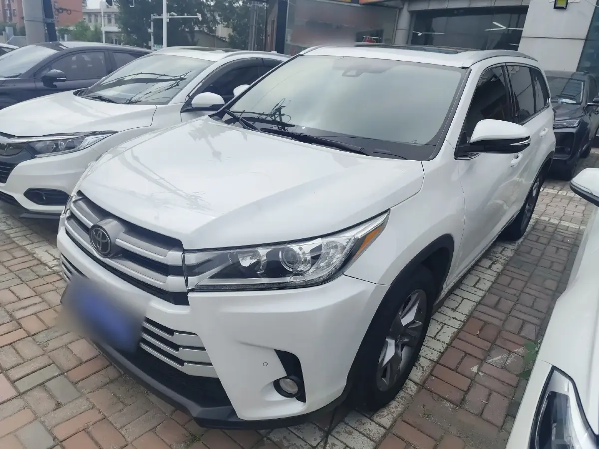 2021 Toyota Highlander 2.0T 220HP L4 6AT