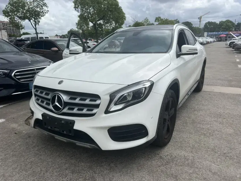 2019 Mercedes-Benz GLA Class 1.6T 156HP L4 7DCT
