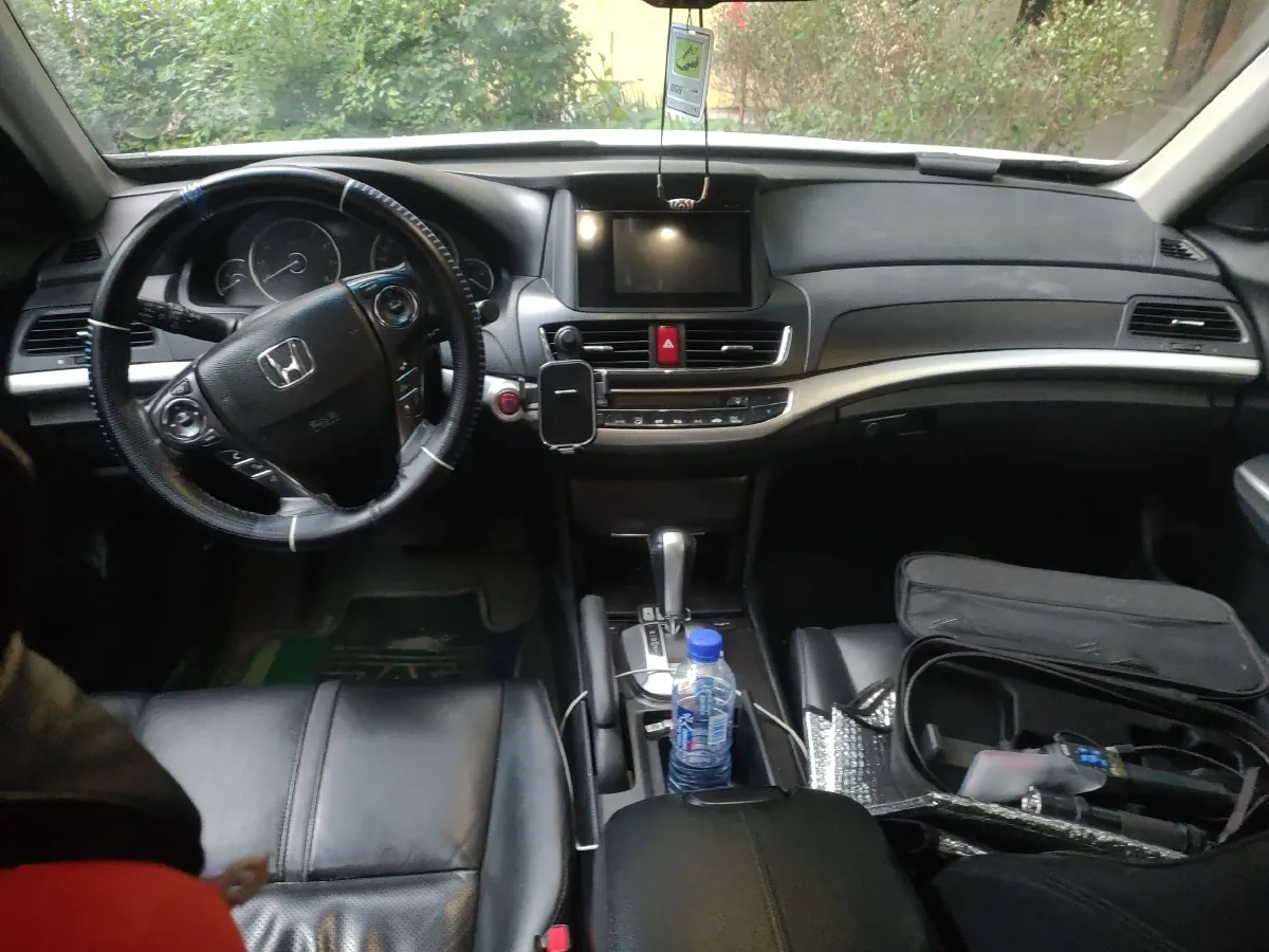 2014 Honda Crosstour 2.4L 197HP L4 5AT,autocango,china used car exporter,china ev exporter,chinese used car exporter,chinese used ev exporter