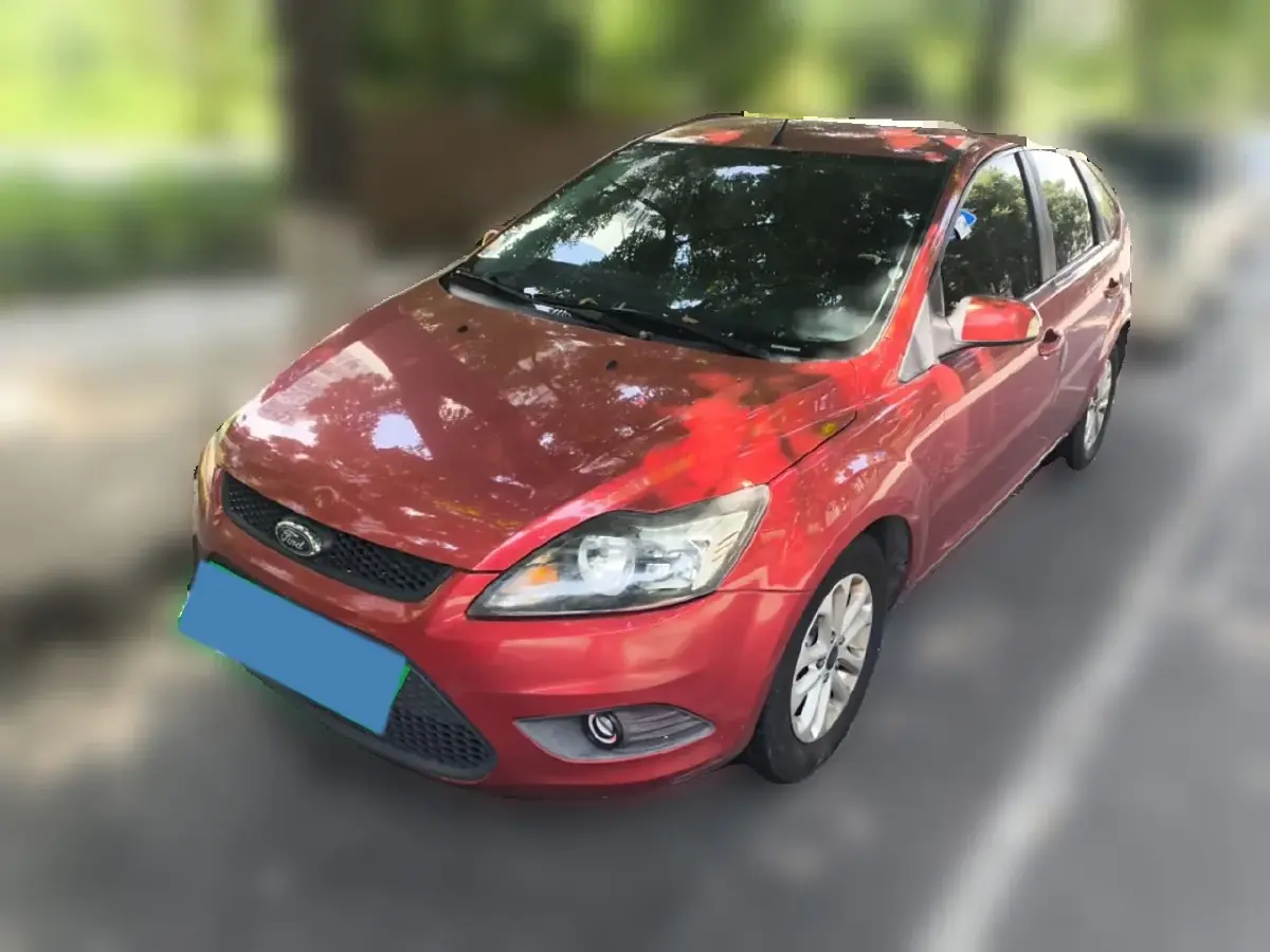2013 Ford Focus 1.8L 124HP L4 5MT