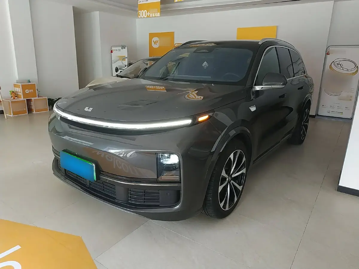 2023 Li L8 Range Extended 154HP REEV 40.9KWH