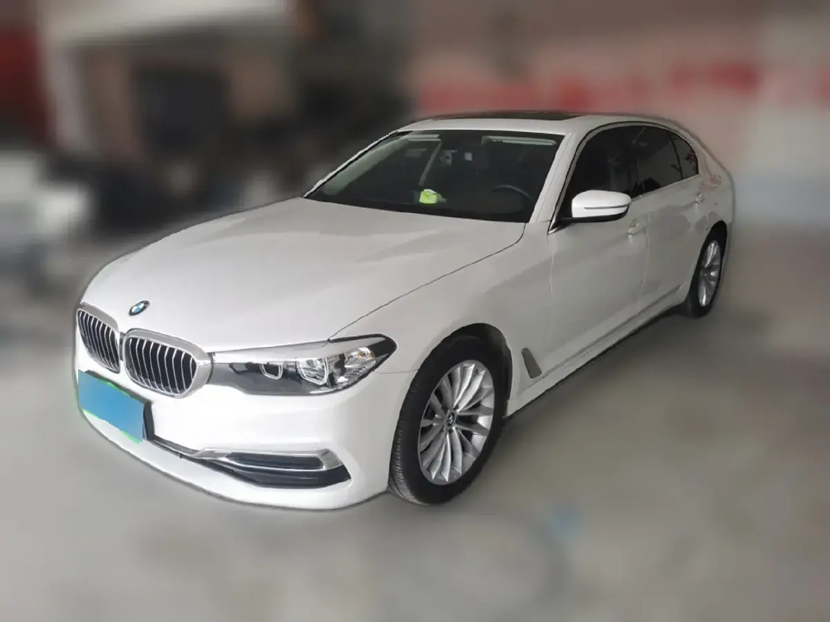 2020 BMW 5 Series 2.0T 184HP L4 8AT