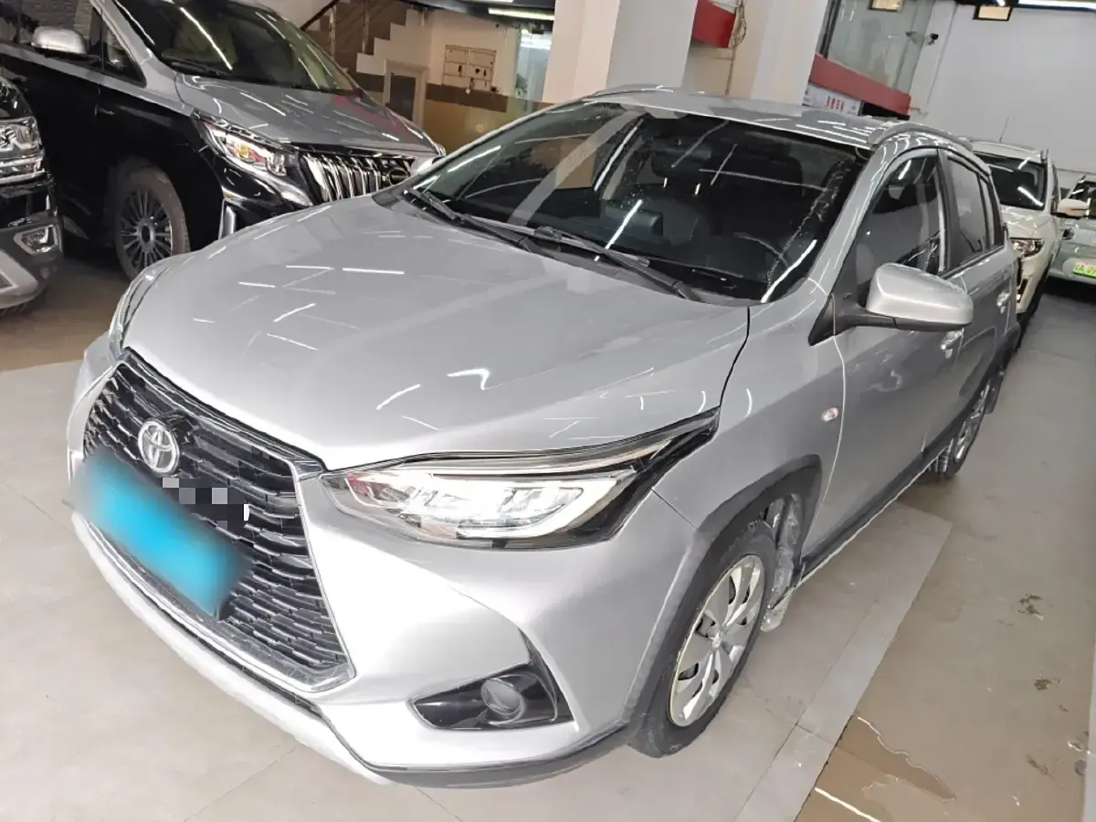 2020 Toyota Yaris L 1.5L 110HP L4 CVT