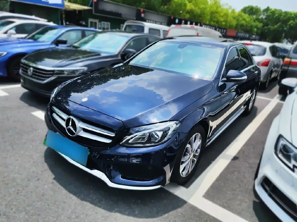 2016 Mercedes-Benz C Class 1.6T 156HP L4 7AT