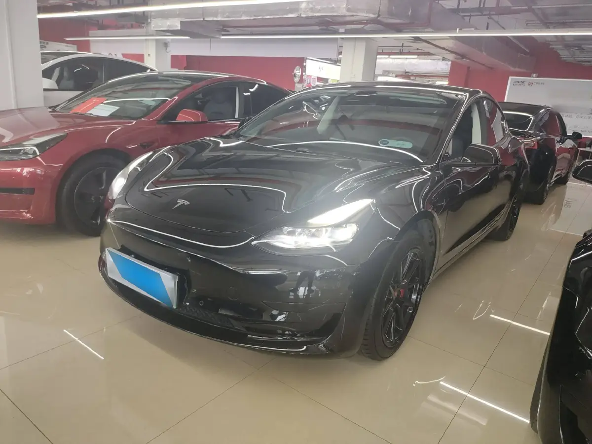 2022 Tesla Model 3 BEV 60KWH