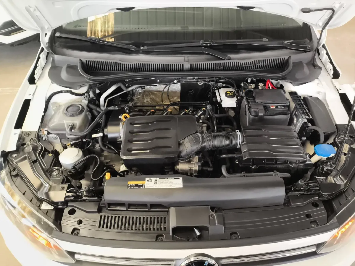 2021 Volkswagen Polo 1.5L 113HP L4 6AT,autocango,china used car exporter,china ev exporter,chinese used car exporter,chinese used ev exporter