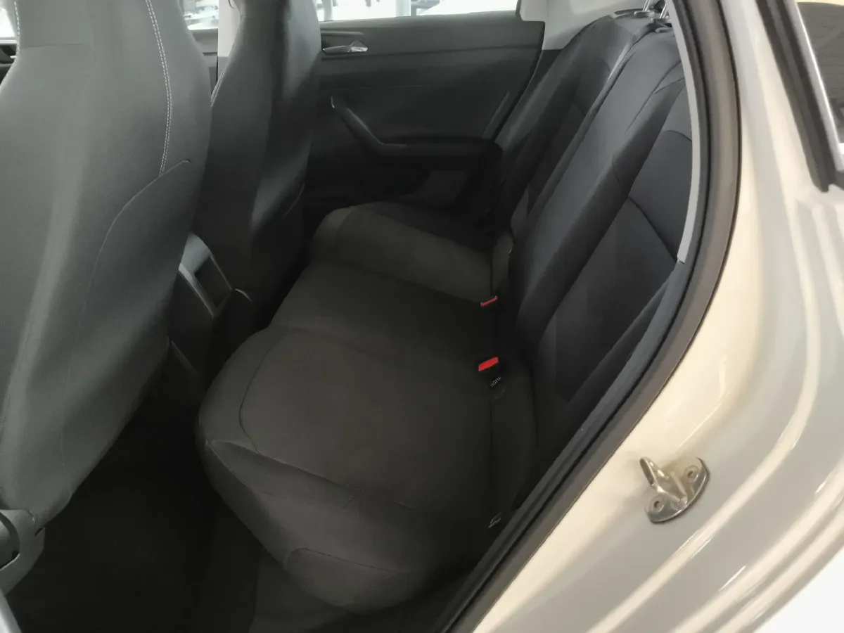 2021 Volkswagen Polo 1.5L 113HP L4 6AT,autocango,china used car exporter,china ev exporter,chinese used car exporter,chinese used ev exporter