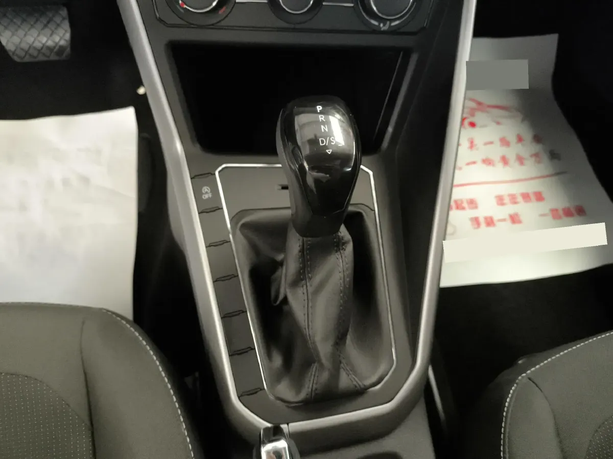 2021 Volkswagen Polo 1.5L 113HP L4 6AT,autocango,china used car exporter,china ev exporter,chinese used car exporter,chinese used ev exporter