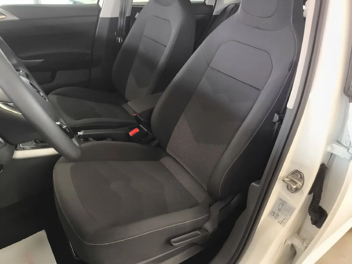 2021 Volkswagen Polo 1.5L 113HP L4 6AT,autocango,china used car exporter,china ev exporter,chinese used car exporter,chinese used ev exporter