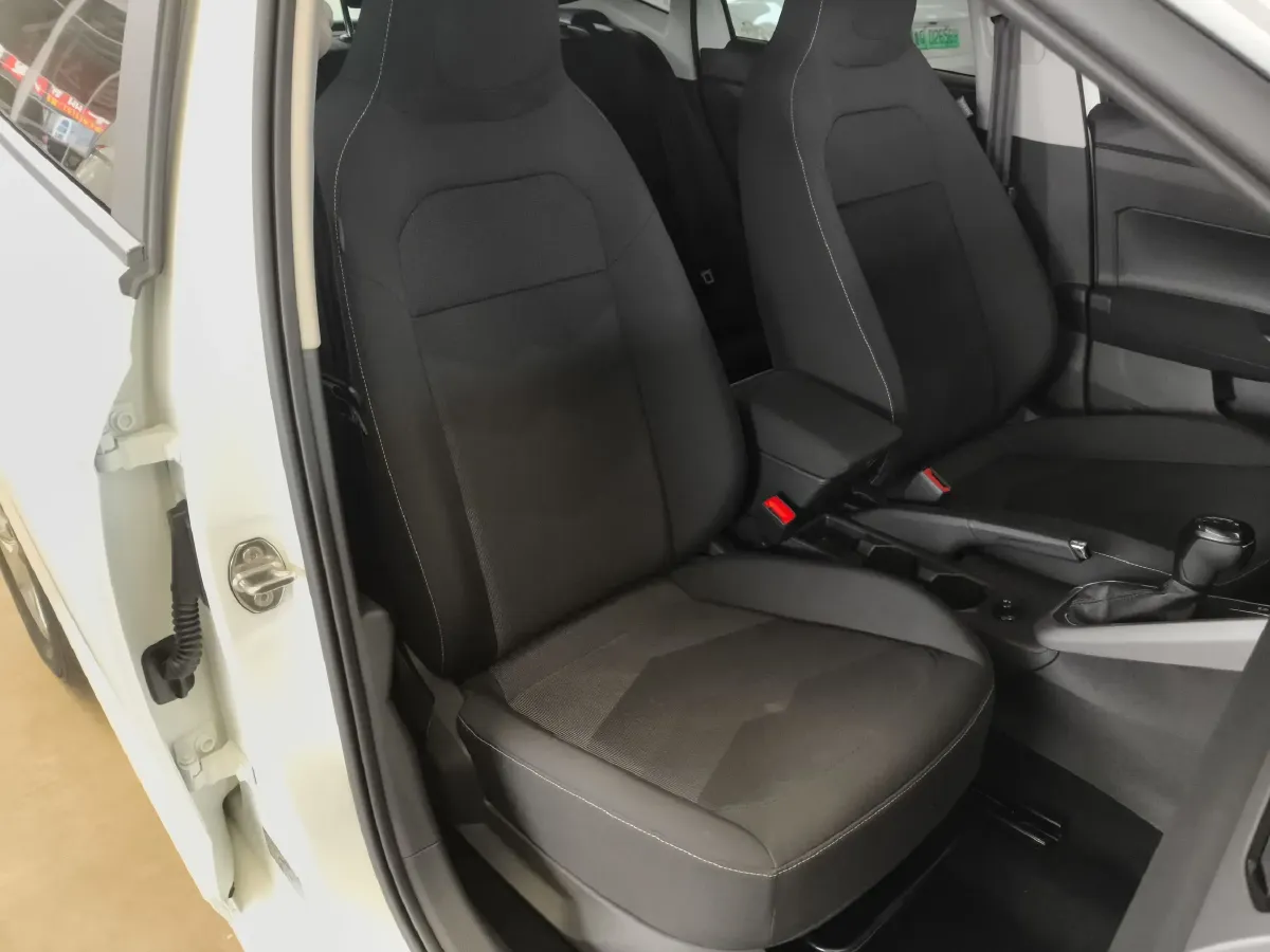 2021 Volkswagen Polo 1.5L 113HP L4 6AT,autocango,china used car exporter,china ev exporter,chinese used car exporter,chinese used ev exporter