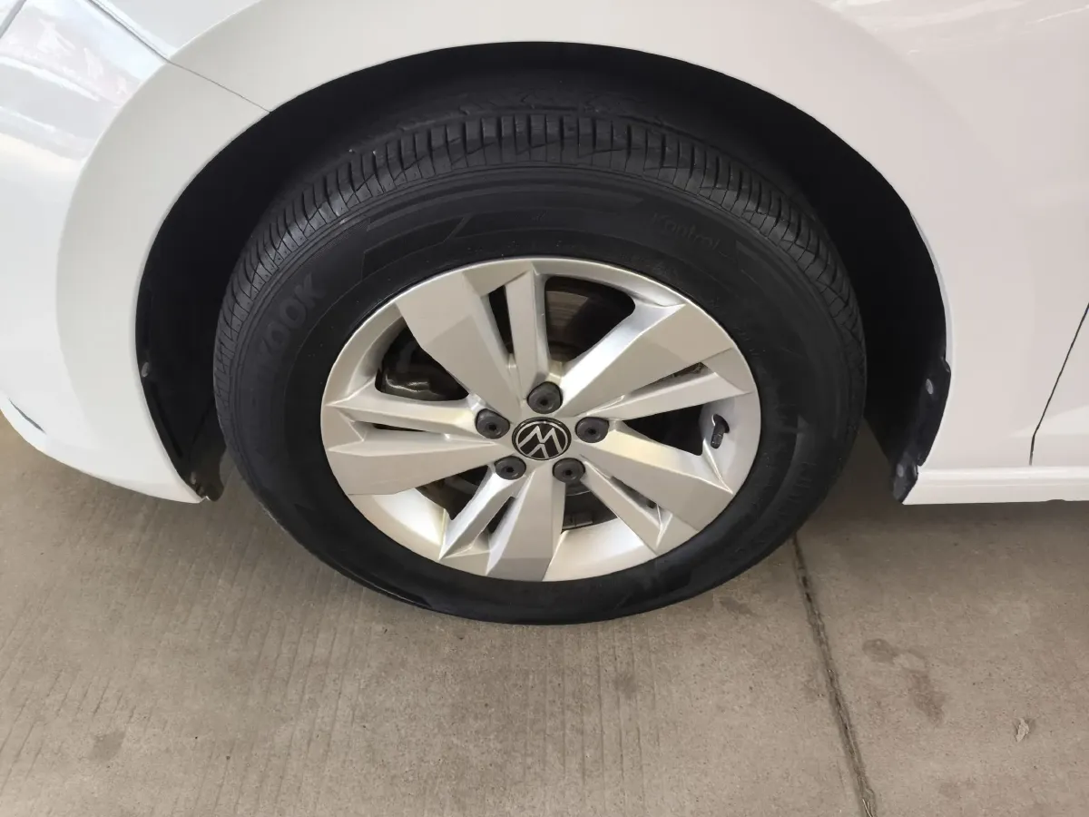 2021 Volkswagen Polo 1.5L 113HP L4 6AT,autocango,china used car exporter,china ev exporter,chinese used car exporter,chinese used ev exporter