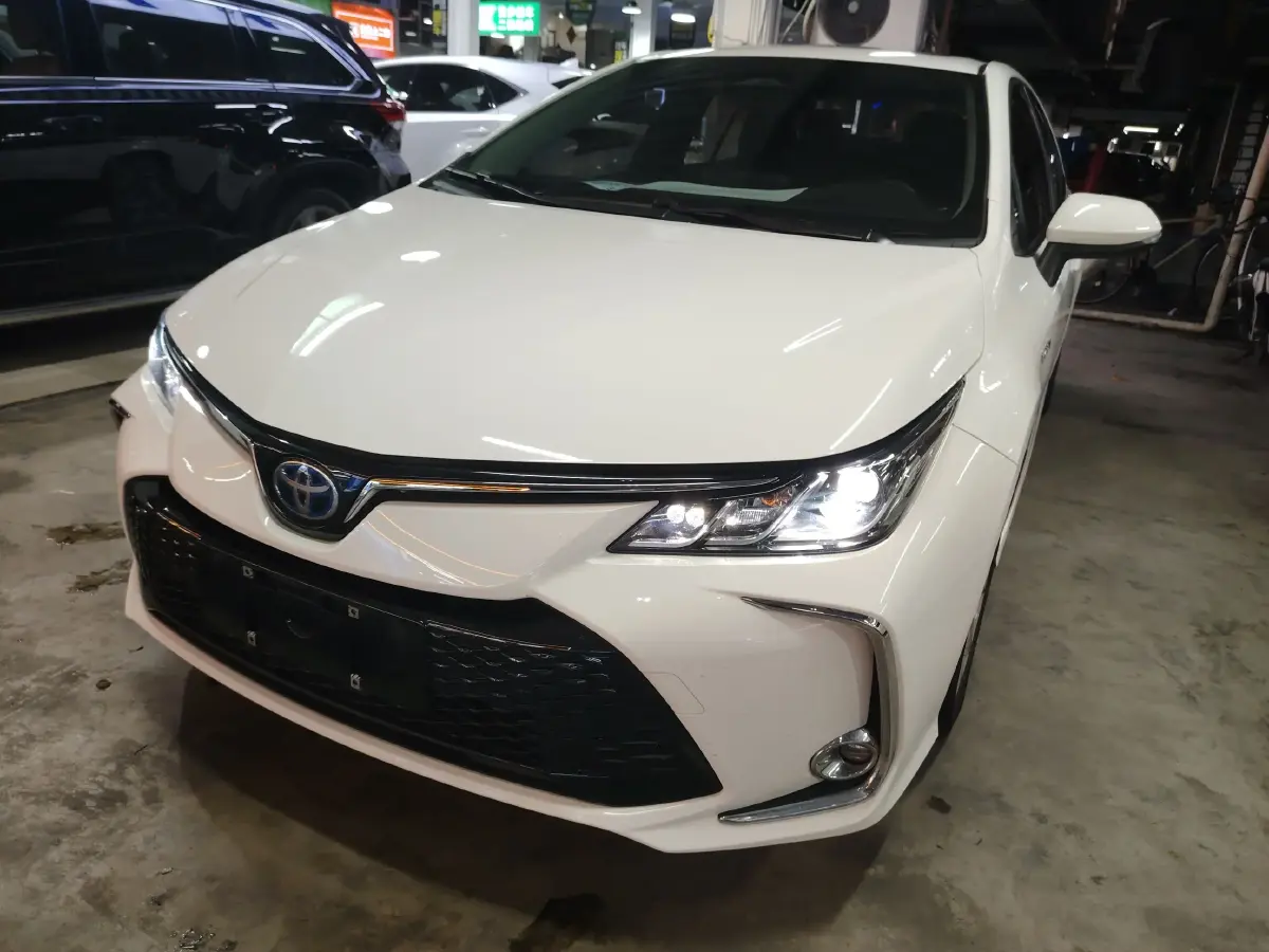 2023 Toyota Corolla 1.8L 98HP L4 E-CVT Hybrid