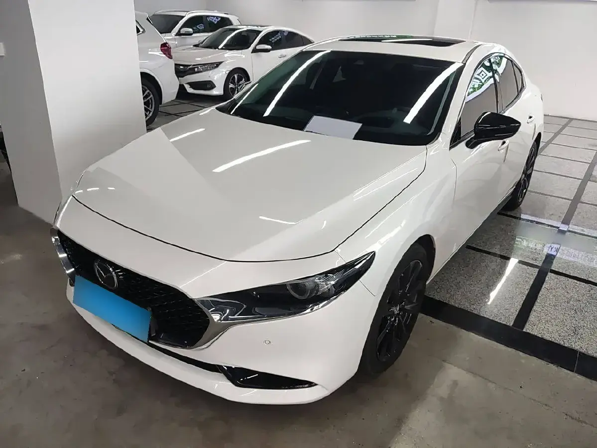 2023 Mazda 3 Axela 2.0L 158HP L4 6AT