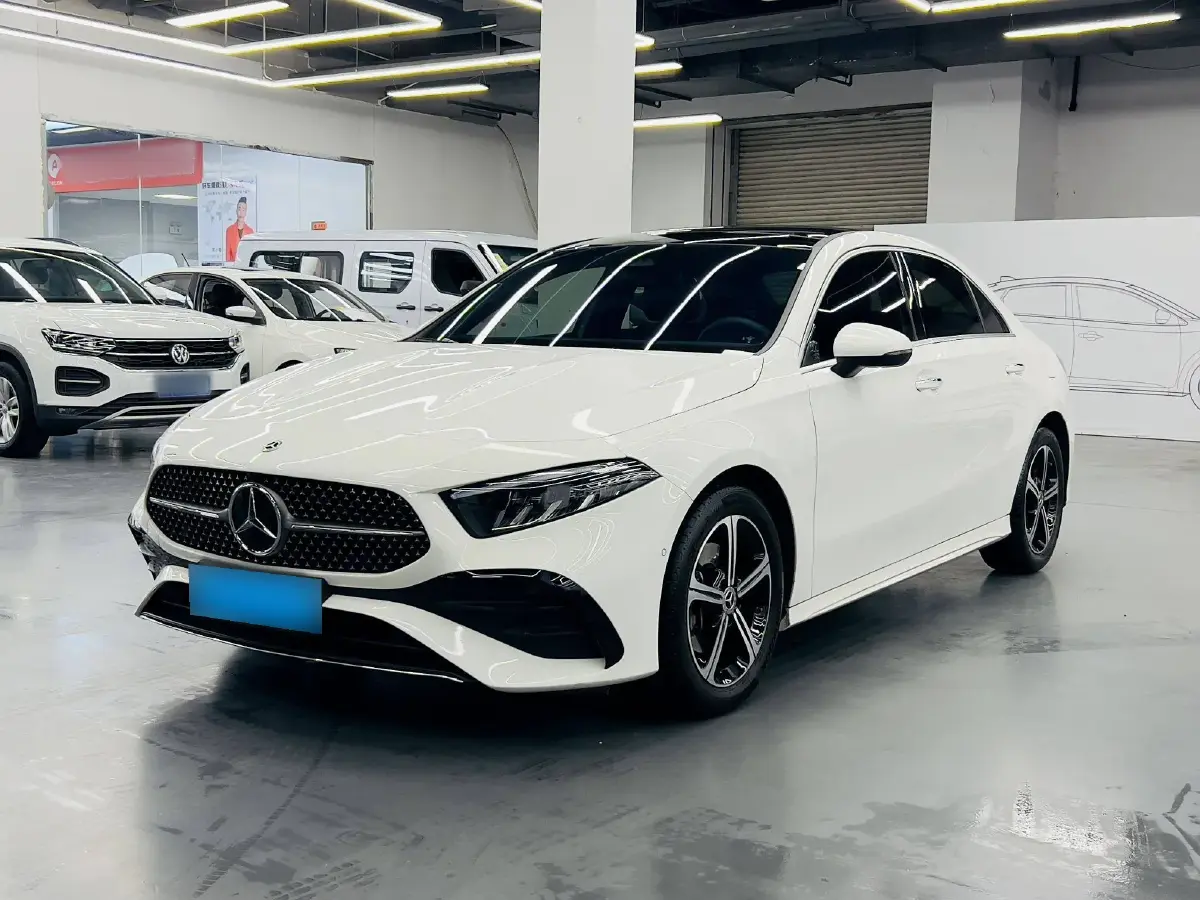 2023 Mercedes-Benz A Class 1.3T 163HP L4 7DCT