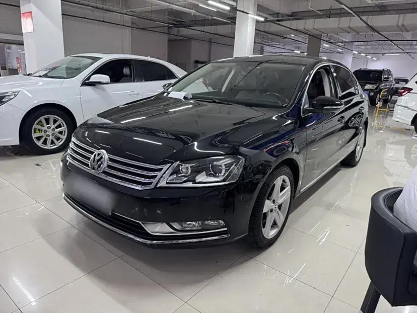 2015 Volkswagen Magotan 2.0T 200HP L4 6DCT
