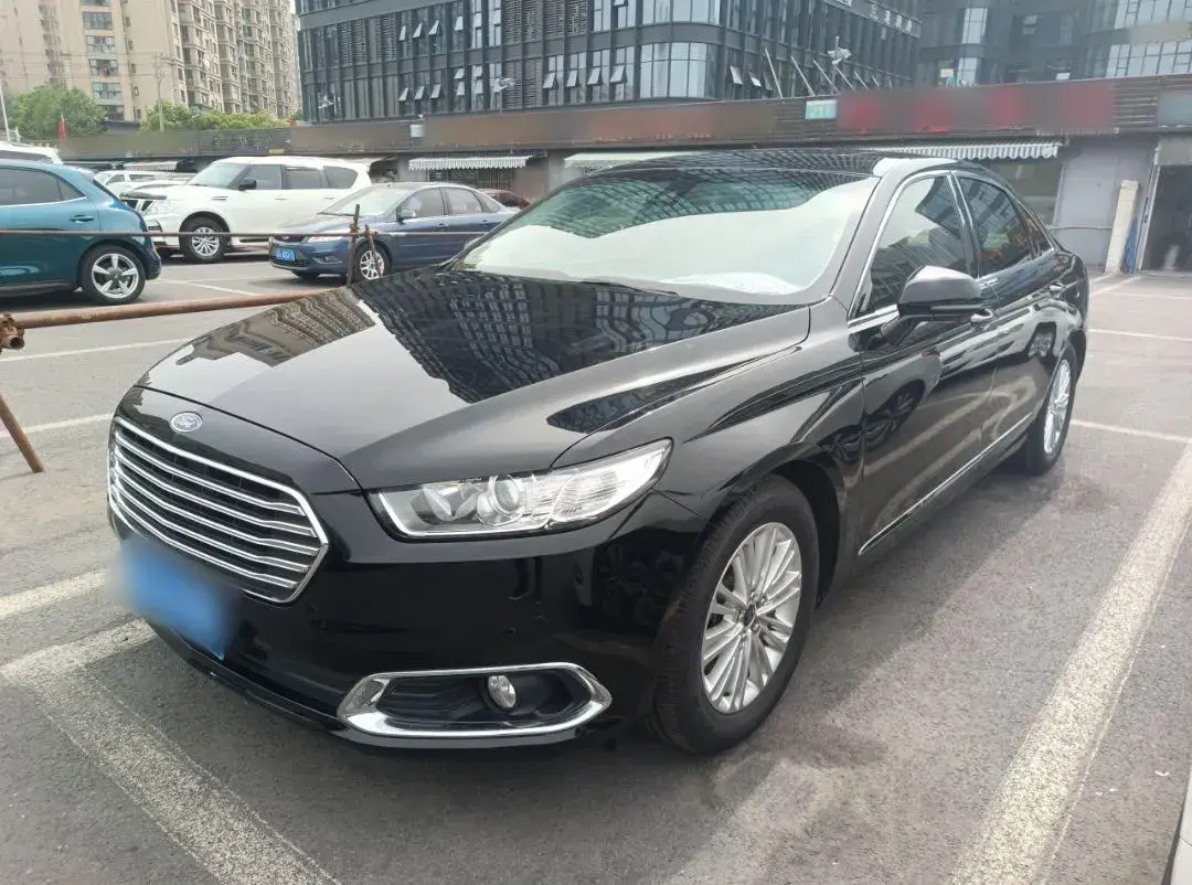 2018 Ford Taurus 2.0T 245HP L4 6AT