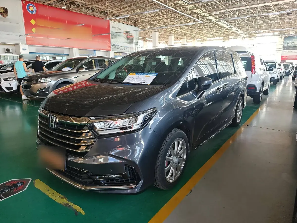 2022 Honda Odyssey 2.0L 146HP L4 E-CVT Hybrid