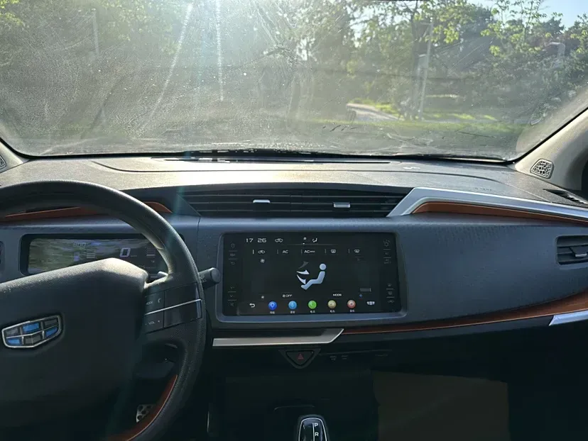 2017 Geely Vision X1 1.3L 88HP L4 4AT,autocango,china used car exporter,china ev exporter,chinese used car exporter,chinese used ev exporter