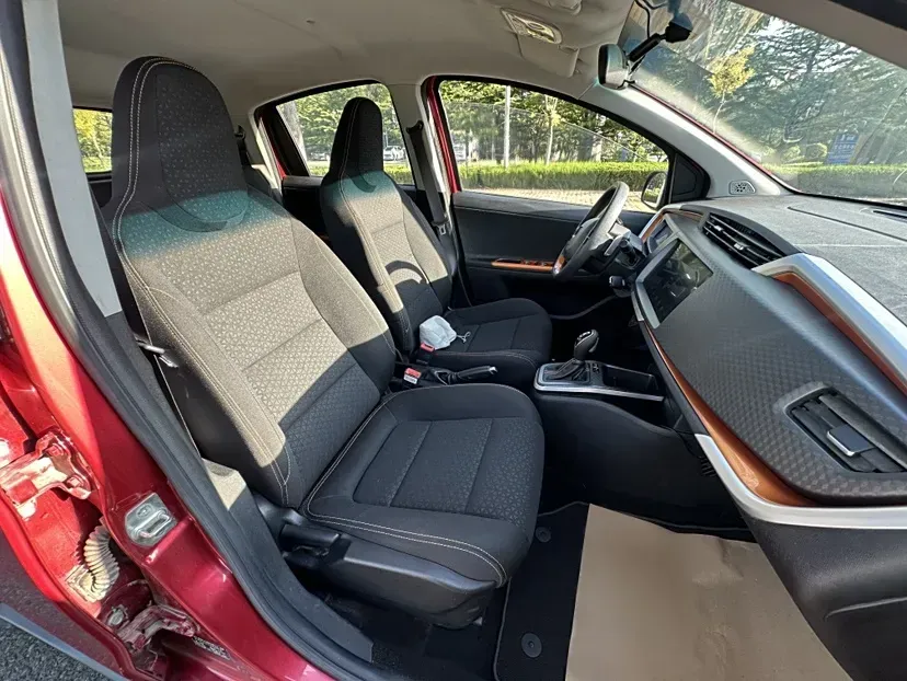 2017 Geely Vision X1 1.3L 88HP L4 4AT,autocango,china used car exporter,china ev exporter,chinese used car exporter,chinese used ev exporter