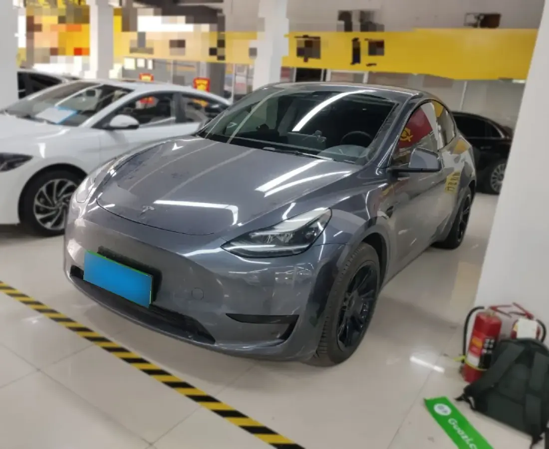 2022 Tesla Model Y BEV 60KWH