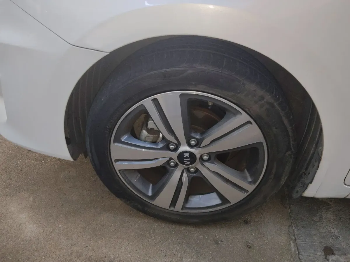 2017 Kia Cachet 1.8L 143HP L4 6AT,autocango,china used car exporter,china ev exporter,chinese used car exporter,chinese used ev exporter